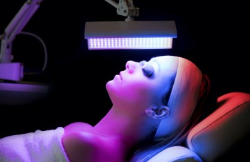 LED LIGHT THERAPY